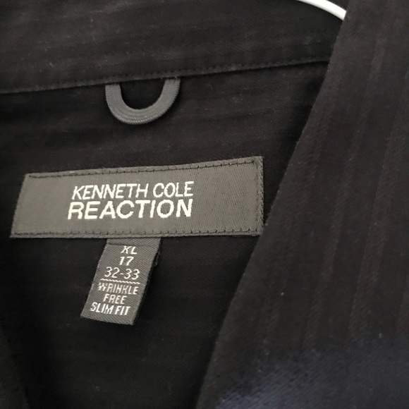 Kenneth Cole reaction button down - Picture 3 of 3